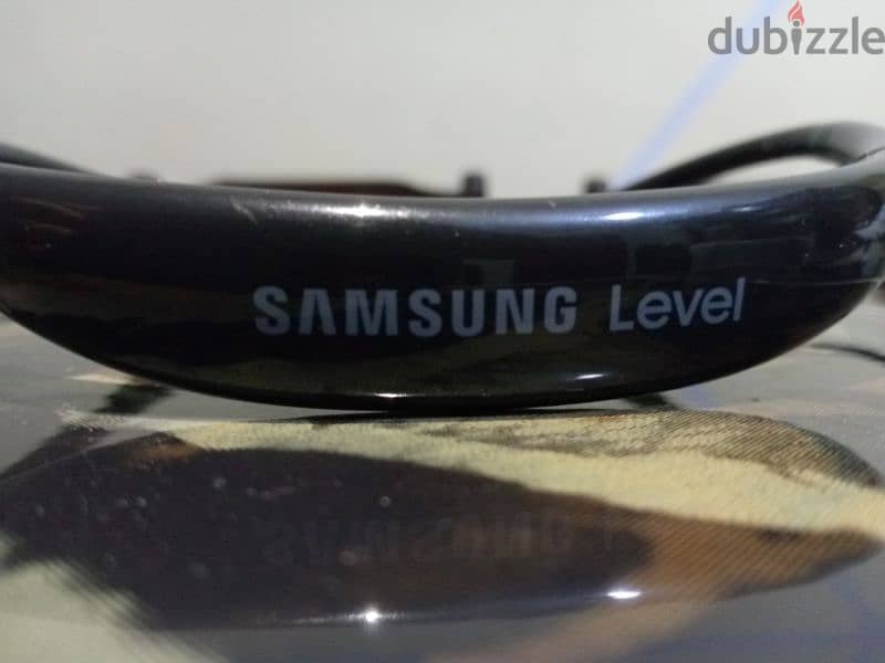 Samsung Level U2 6