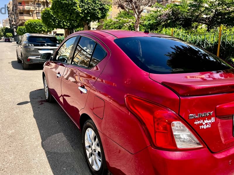 Nissan Sunny 2018 1