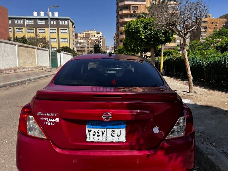 Nissan Sunny 2018 5