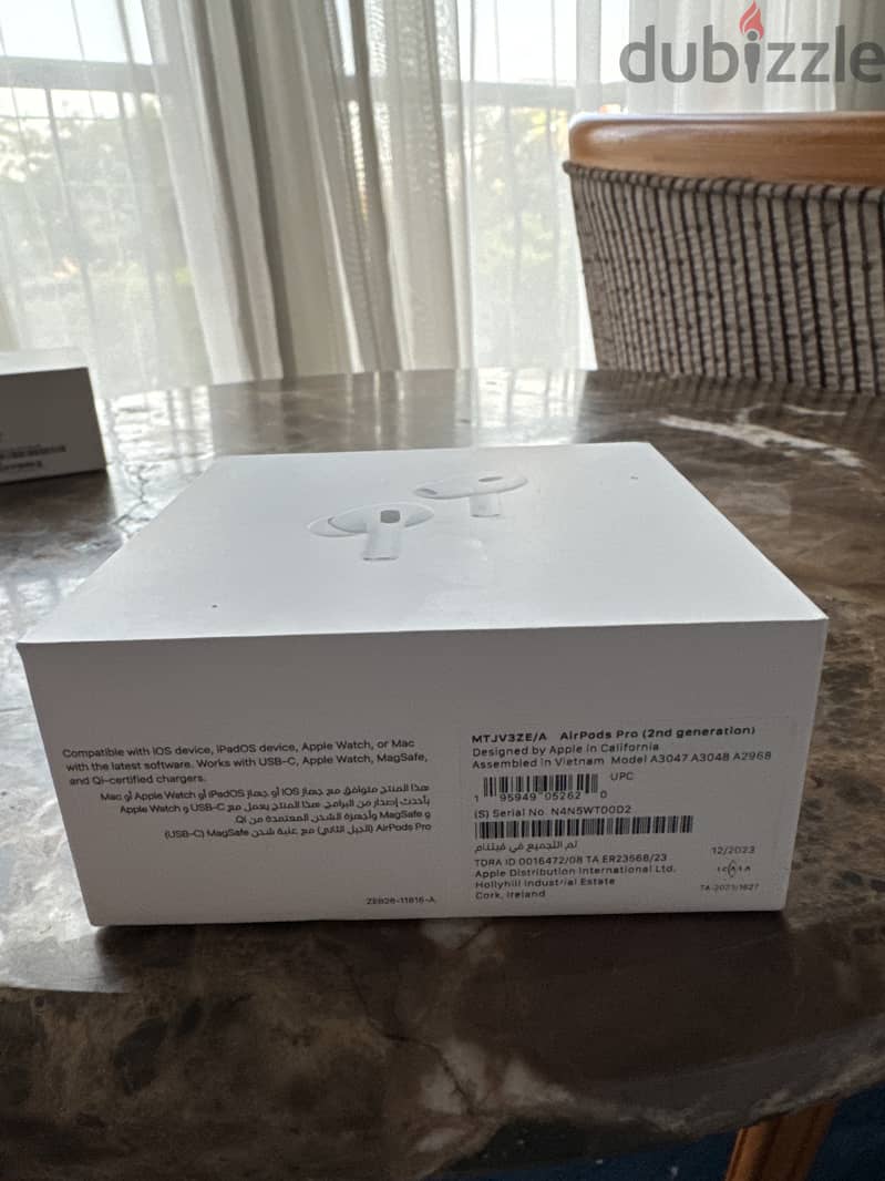 AirPods Pro (2nd generation) with MagSafe Case (USB C) 2