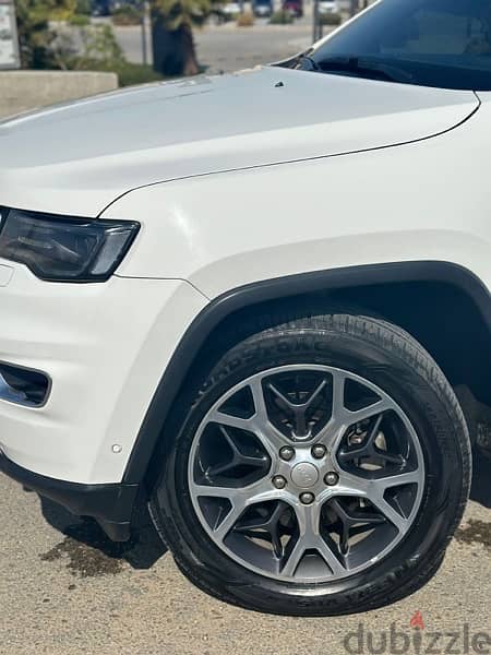 Jeep Grand Cherokee 2019 8