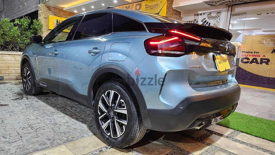 سيتروين C4  توب لاين. shine black interior 2023  فابريكه بالكامل 7