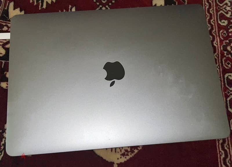 MacBook Pro M1 mint condition 8