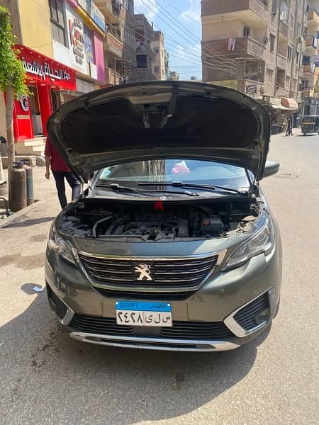 Peugeot 5008 2019 4