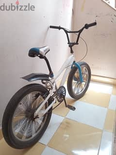 عجله bmx للبيع بحاله جيده