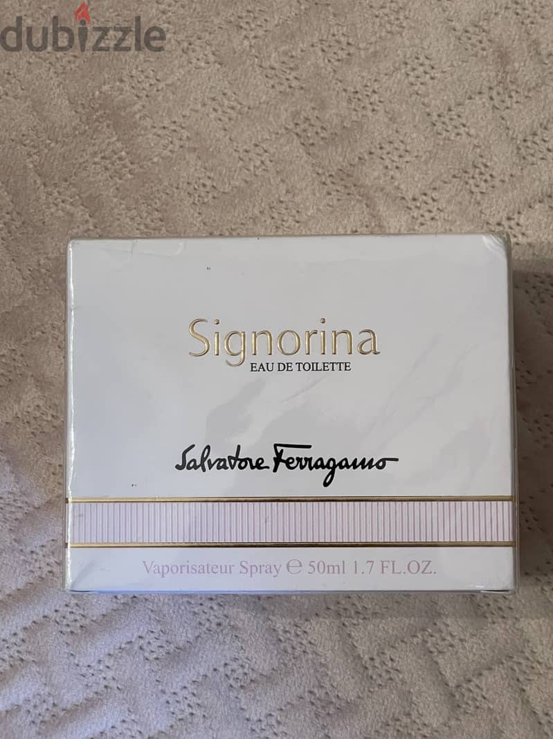 Signorina- Salvatore Ferragamo 0