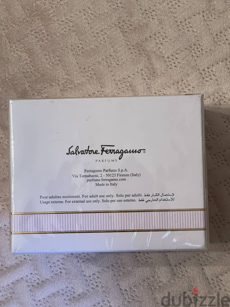 Signorina- Salvatore Ferragamo 1