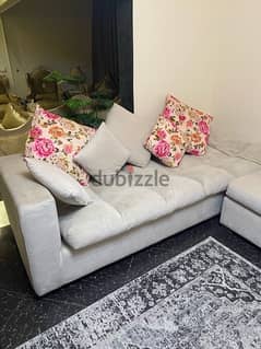 living room 3 corners very very good condition 0