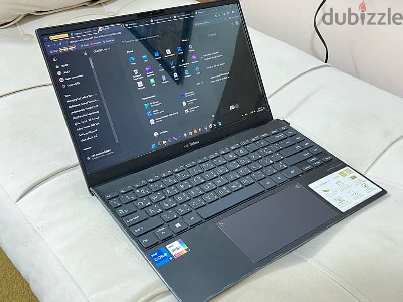 Ausu zenbook 13 inch Oled 2