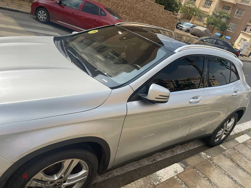 Mercedes-Benz GLA 200 2019 2019 0