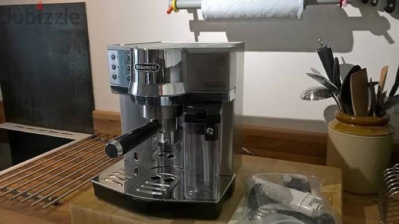 مكنه قهوه ديلونجي Delonghi 2