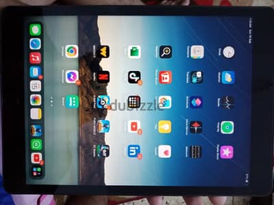 iPad 9th 9 generation + cellular (sim card) 64Gb with smart keyboard