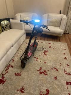 Electric scooter