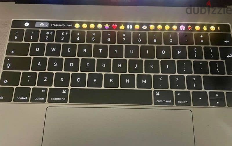 macbook pro 16 inch 2019 core i9-9850H 8core 7