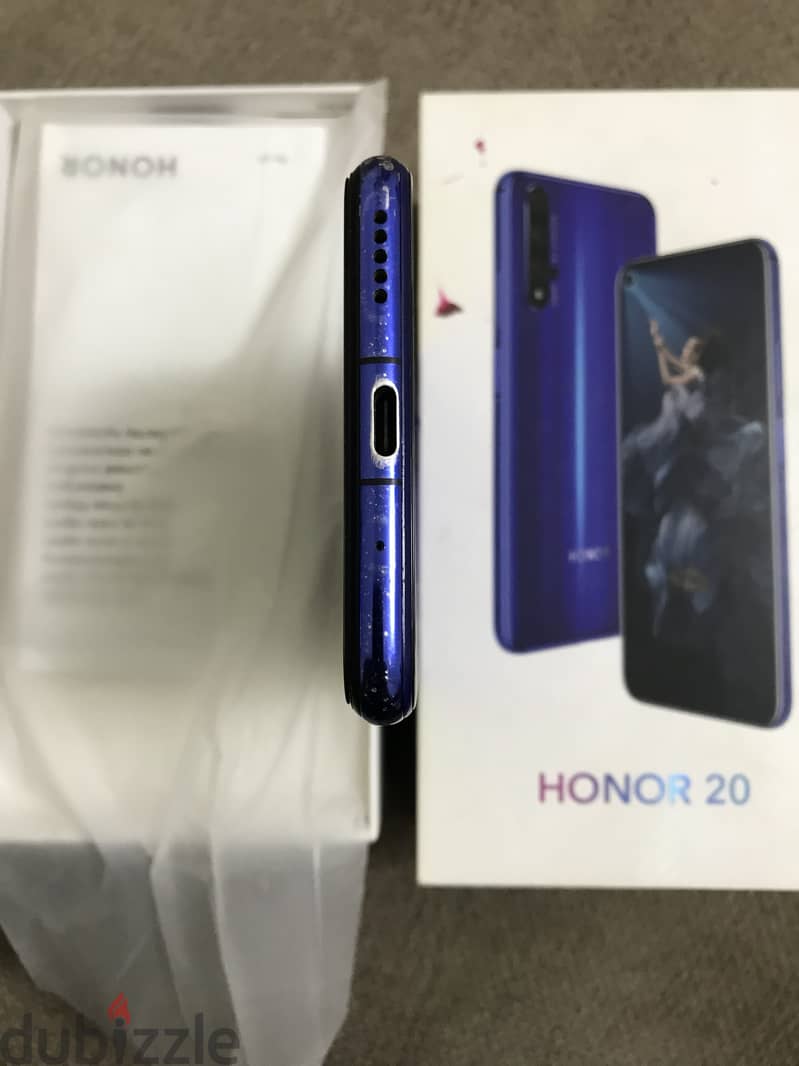 Honor 20 4