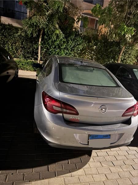 Opel Astra 2015 - اوبل استرا 1