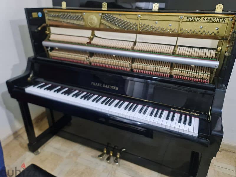 Franz Sandner model Sp-360 professional Highest category Piano 8