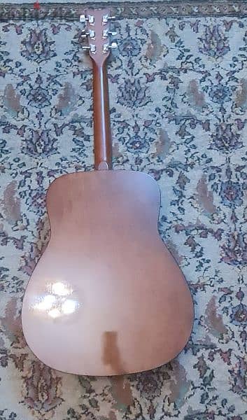 Brand new Yamaha F 310 Acoustic guitar with new strings 4