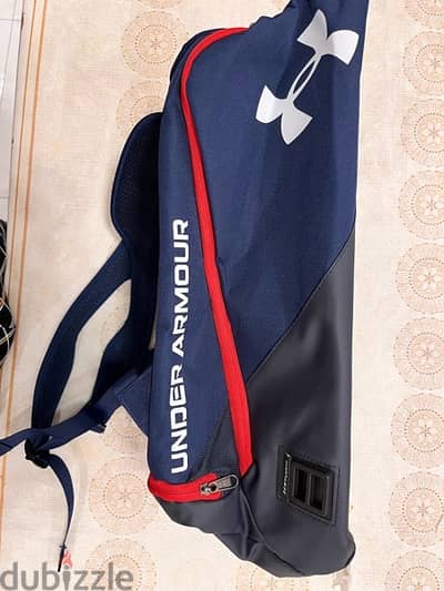 Under armour cross-bag and backpackشنطة اندر انرمور كروس و ضهر