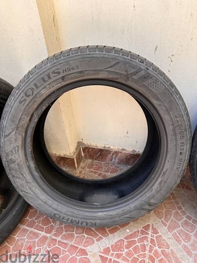 2 piecies of KUMHO and 2 piecies of SOLUS