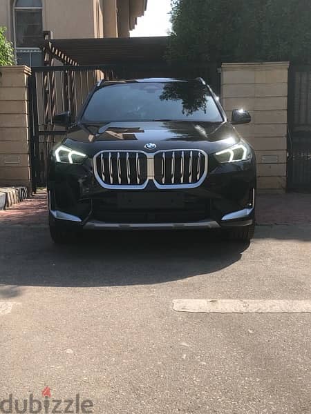 BMW X1  2024 1