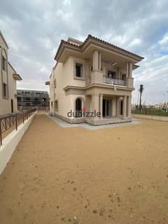 For sale in installments a standalone villa, type "D3", in the latest phases of Madinaty G24 Wide garden view