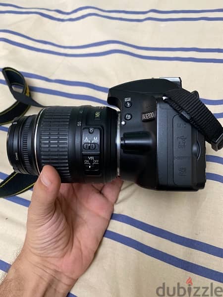 Nikon D3200 with 18-55 lens - as new condition (with a free bag) 1