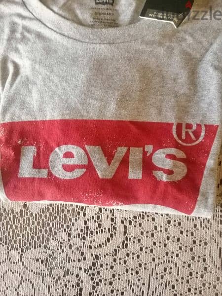 T-Shirt  Lives جديد اصلي مقاس( M) فرصه 9