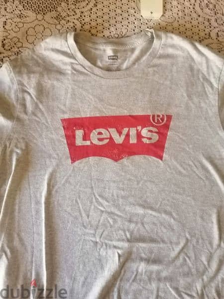 T-Shirt  Lives جديد اصلي مقاس( M) 9