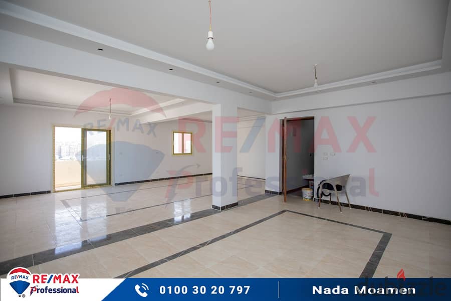 Apartment for sale 215 m Sidi Gaber (steps from the sea) 1