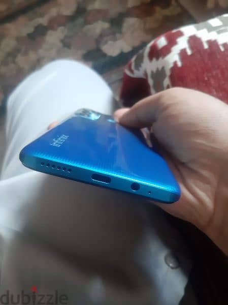 infinix Hot 11 64/4 العلبة والجراب حاله ممتازة جدا 5