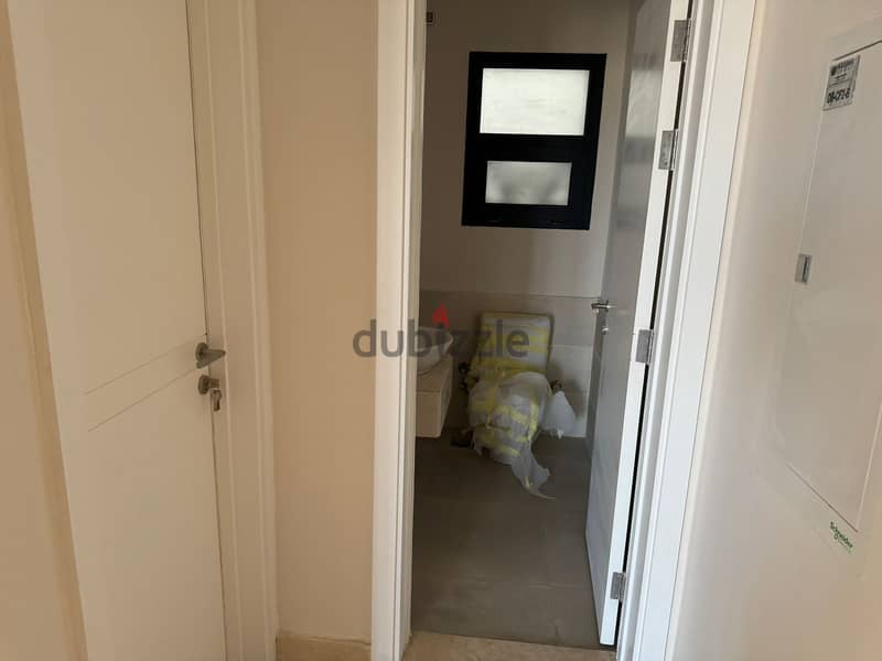 Apartment for rent at Owest شقة للإيجار بكمبوند 2