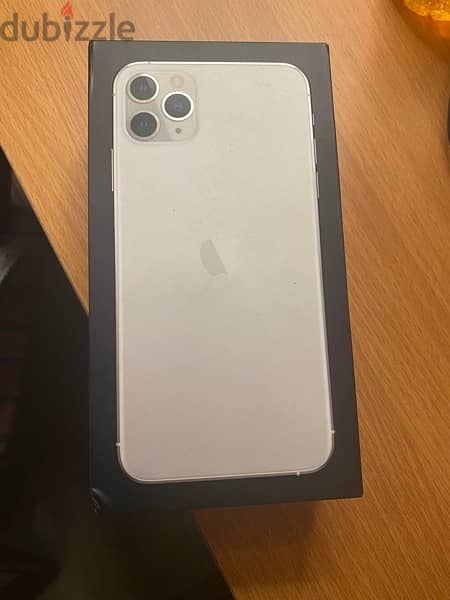 iPhone 11 Pro Max 4