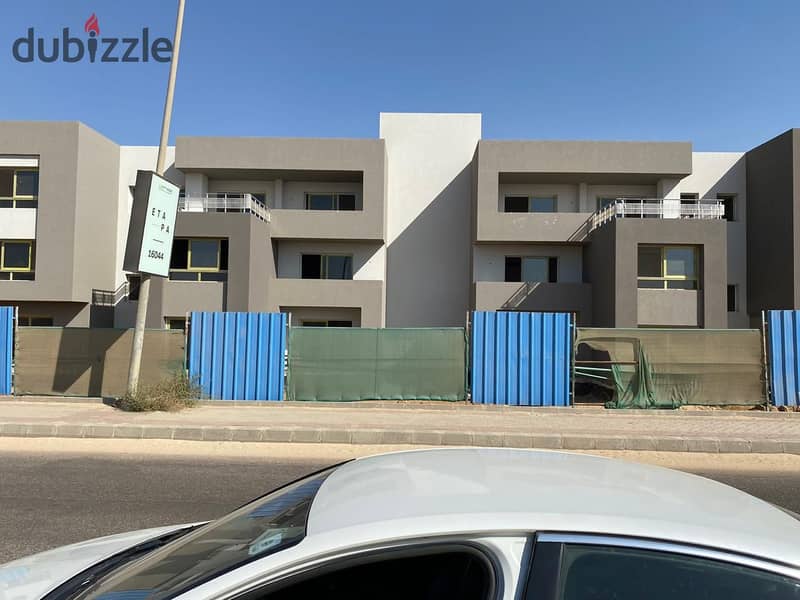 Corner villa for sale Etapa Compound, Sheikh Zayed, open landscape view, installments 5