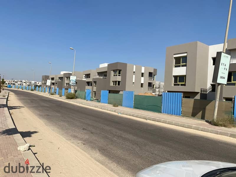 Corner villa for sale Etapa Compound, Sheikh Zayed, open landscape view, installments 6