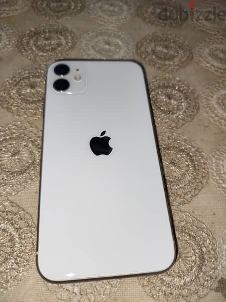 iPhone 11 white 3