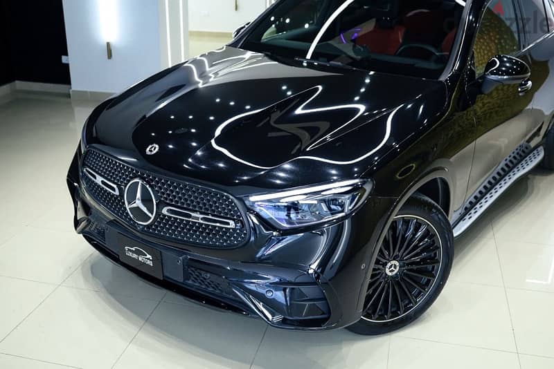 Mercedes-Benz GLC 300 coupe 2024 1