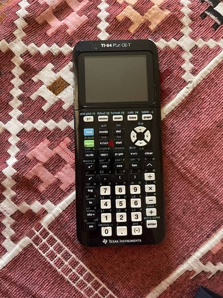 ti 84 calculator ,الاحاسبه تكسيس انسترمنتس٨٤ 1