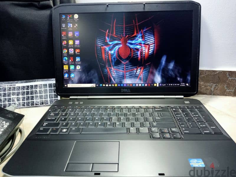 Dell latitude core i5 رام ٨ وهارد ٥٠٠ 3