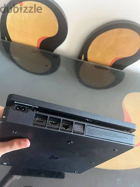 PlayStation 4 Slim 500GB 3