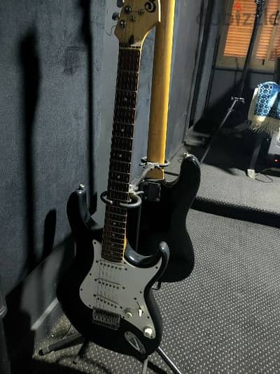 Electric Guitar Cort