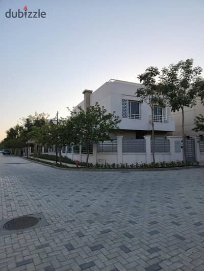 Townhouse Corner for sale in Atrio Compound, Sheikh Zayed, super luxurious finishing