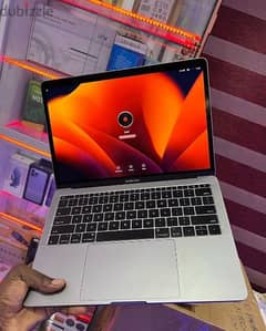 macbook pro 2017 0