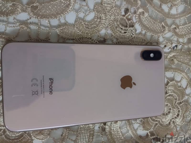 ايفون xs max 256 1