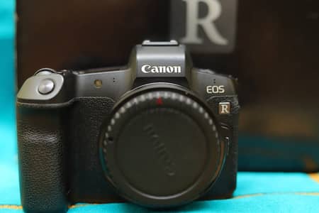 Canon R