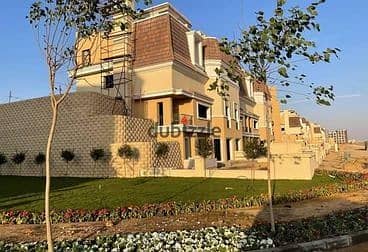 5-bedroom + 5-bathroom villa with garden and private roof in New Cairo in front of Madinaty in Butterfly Compound 5