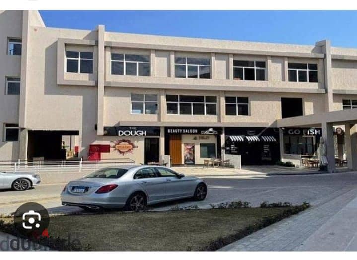 Commercial shop for sale, 70 m, immediate delivery, next to Hyper One, in installments 3