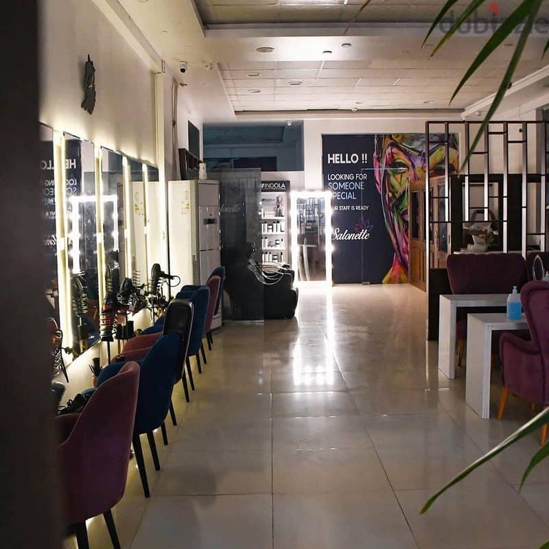 Beauty center for rent بيوتي سنتر للايجار ارقى احياء مدينه الشروق 6