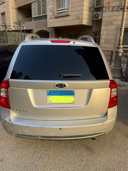 Kia Carens 2013 47 km 1