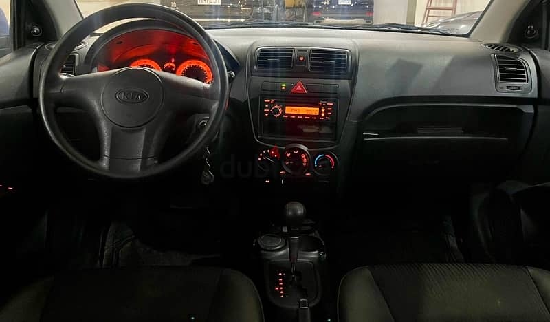 Kia Picanto 2010 18000KM 6